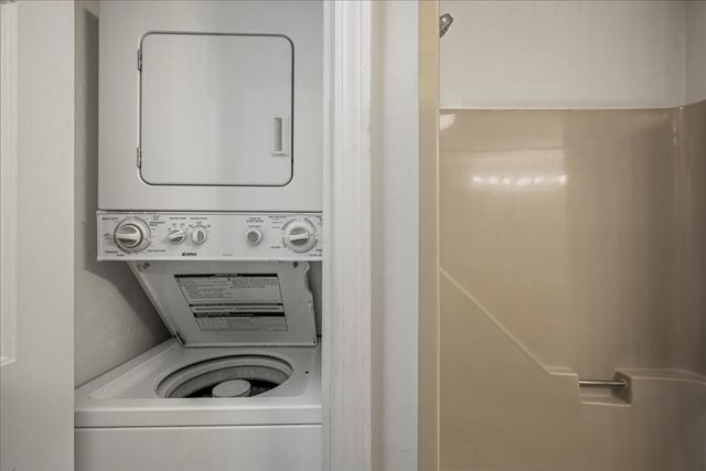 75 Huntoon Memorial Hwy 1-2, Leicester, MA 01524