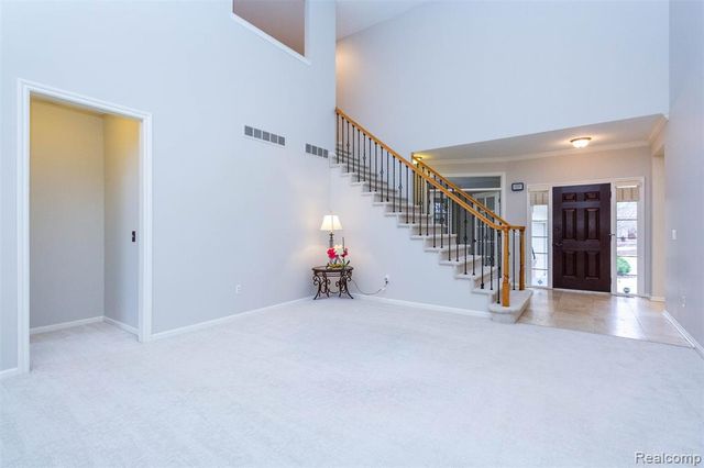 3805 W Winding Brook Circle 22, Rochester Hills, MI 48309