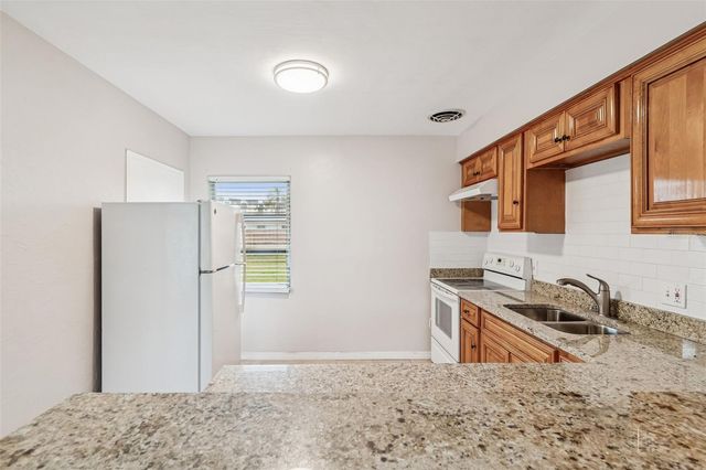 10970 GROVE TERRACE, Seminole, FL 33772