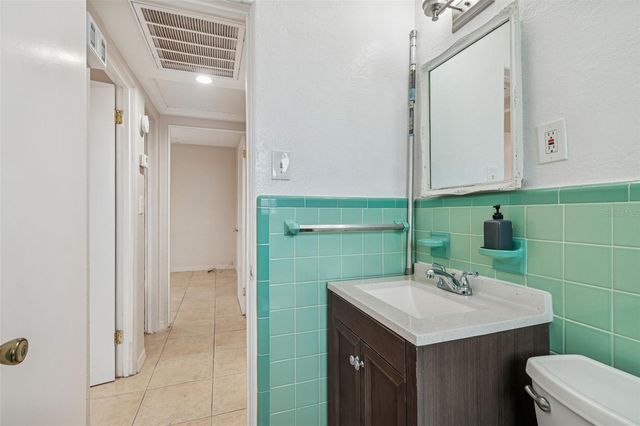 10970 GROVE TERRACE, Seminole, FL 33772