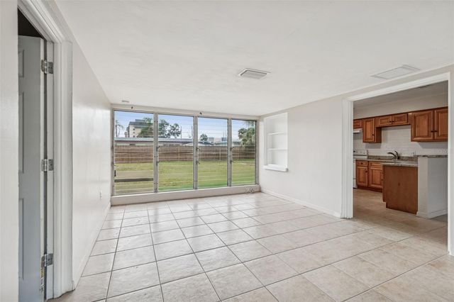 10970 GROVE TERRACE, Seminole, FL 33772