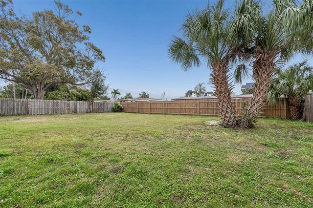 10970 GROVE TERRACE, Seminole, FL 33772