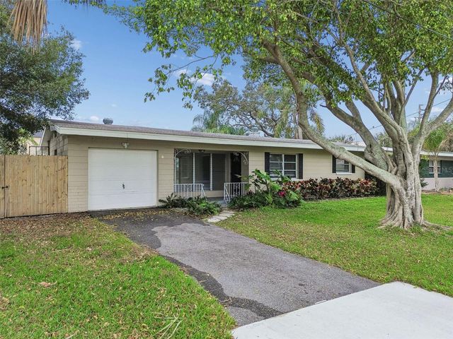 10970 GROVE TERRACE, Seminole, FL 33772