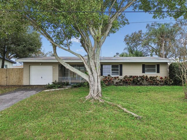 10970 GROVE TERRACE, Seminole, FL 33772