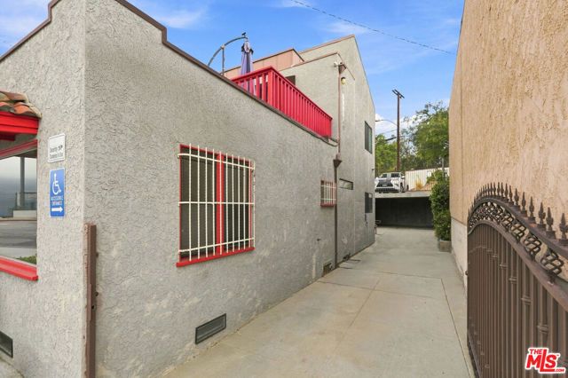 1063 Colorado Boulevard, Los Angeles, CA 90041