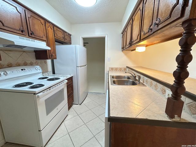 13554 BRET HARTE ST, San Antonio, TX 78217