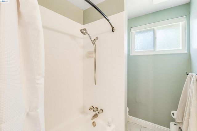 1042 Nielsen Lane, Livermore, CA 94550