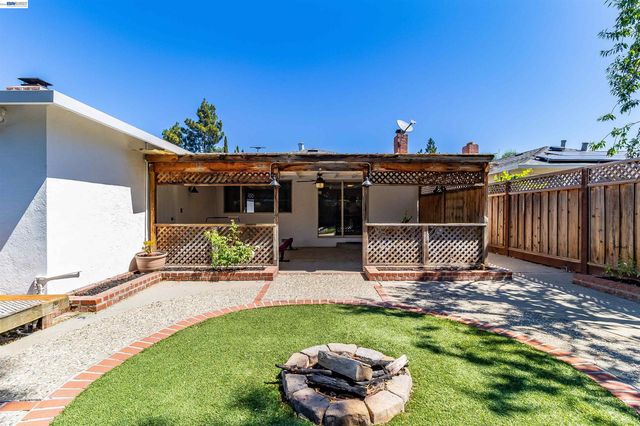 1042 Nielsen Lane, Livermore, CA 94550