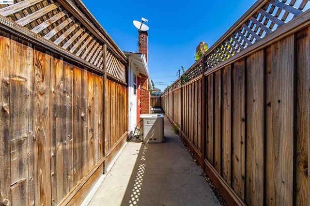 1042 Nielsen Lane, Livermore, CA 94550