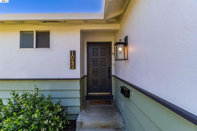 1042 Nielsen Lane, Livermore, CA 94550