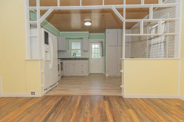 5420 N Fares Avenue, Evansville, IN 47711