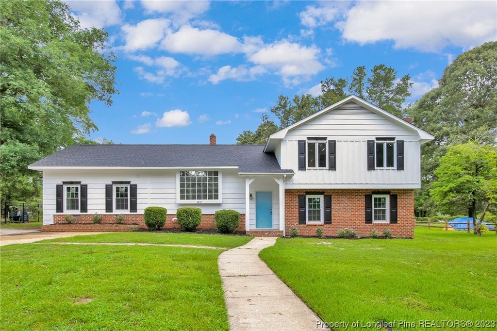 3245 Piccadilly Circle, Lumberton, NC 28360 — exterior