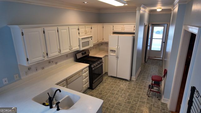 7616 Livingston Drive, Jonesboro, GA 30236