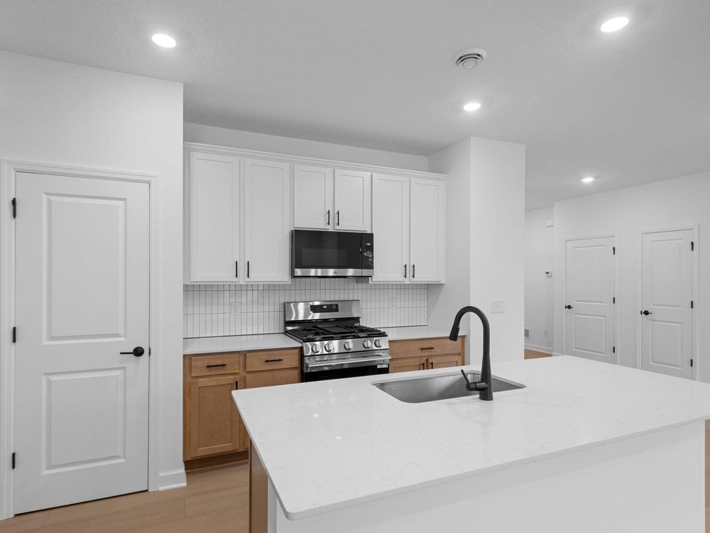 18354 Glancy Way, Lakeville, MN 55044 — photo 3