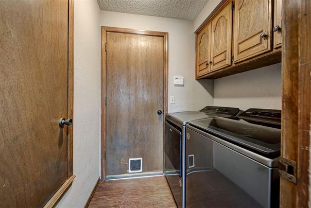 1008 S Morgan Drive, Moore, OK 73160