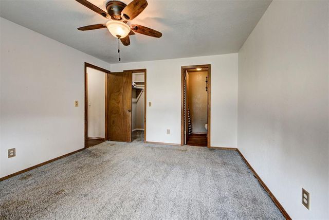 1008 S Morgan Drive, Moore, OK 73160