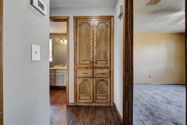 1008 S Morgan Drive, Moore, OK 73160