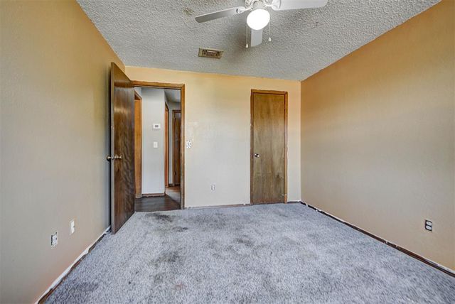 1008 S Morgan Drive, Moore, OK 73160