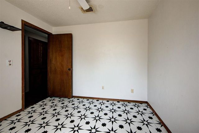 1008 S Morgan Drive, Moore, OK 73160