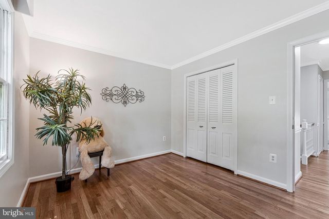 8322 BRIAR CREEK DR, Annandale, VA 22003