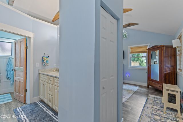 209 W St George Street, Southport, NC 28461