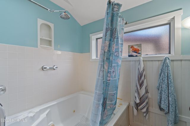209 W St George Street, Southport, NC 28461