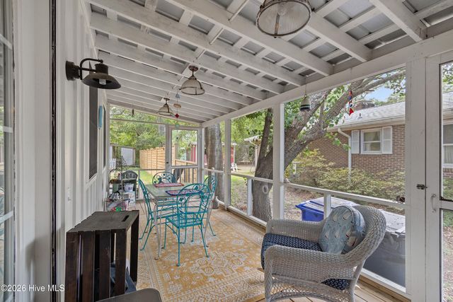 209 W St George Street, Southport, NC 28461