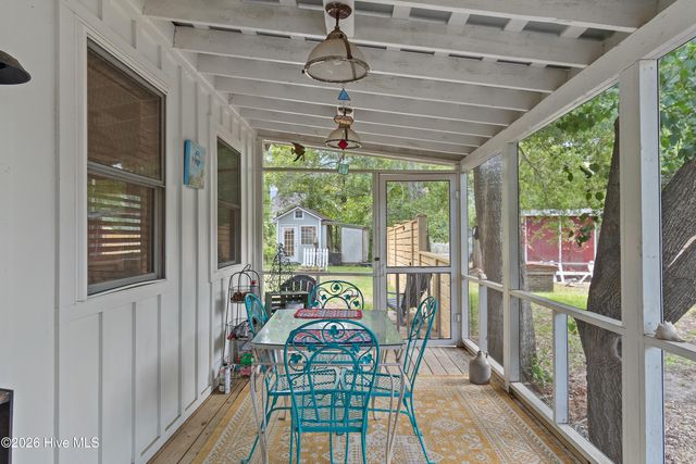 209 W St George Street, Southport, NC 28461