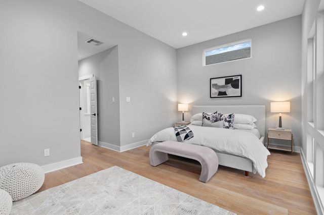 4210 Mckinley Street, Houston, TX 77051