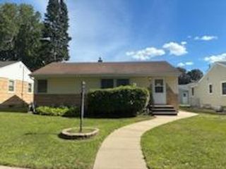 1552 Idaho Avenue E, Saint Paul, MN 55106
