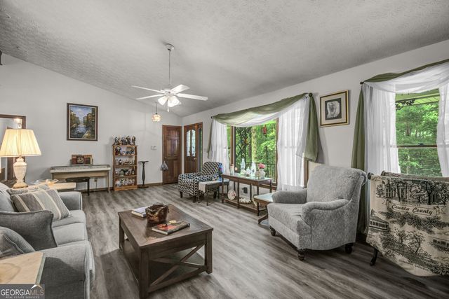 260 Lamar Smith Drive, Newnan, GA 30263