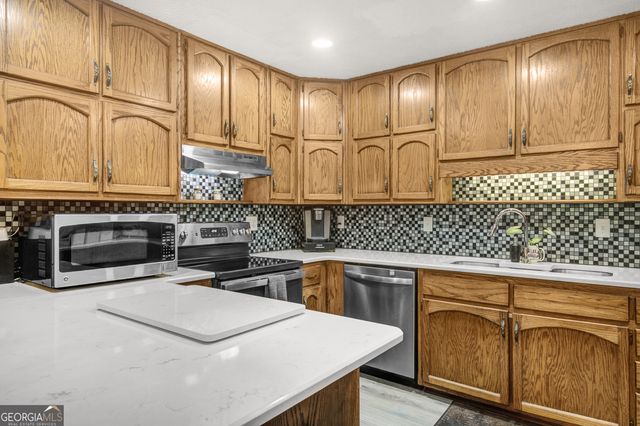 260 Lamar Smith Drive, Newnan, GA 30263