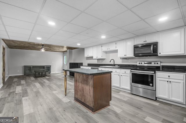 260 Lamar Smith Drive, Newnan, GA 30263
