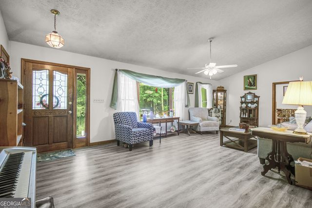 260 Lamar Smith Drive, Newnan, GA 30263