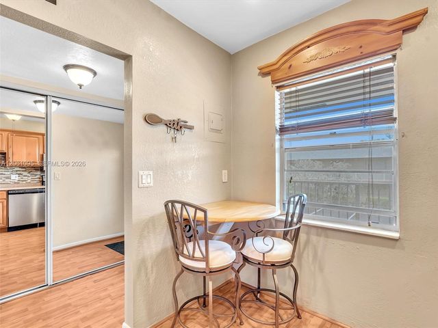 551 NW 76th Ter 208, Margate, FL 33063