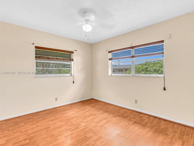 551 NW 76th Ter 208, Margate, FL 33063