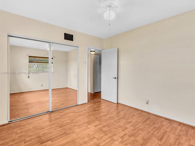 551 NW 76th Ter 208, Margate, FL 33063