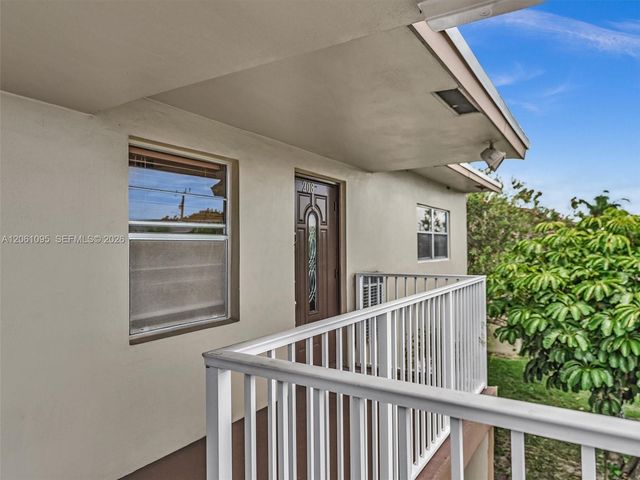 551 NW 76th Ter 208, Margate, FL 33063
