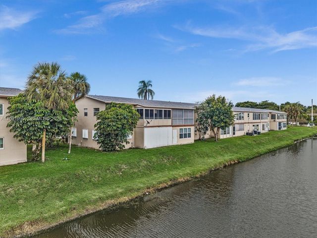 551 NW 76th Ter 208, Margate, FL 33063