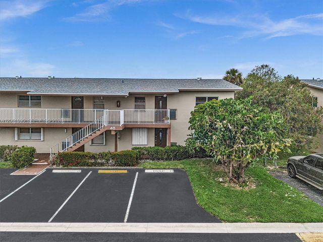 551 NW 76th Ter 208, Margate, FL 33063
