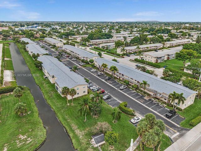 551 NW 76th Ter 208, Margate, FL 33063