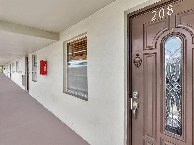 551 NW 76th Ter 208, Margate, FL 33063
