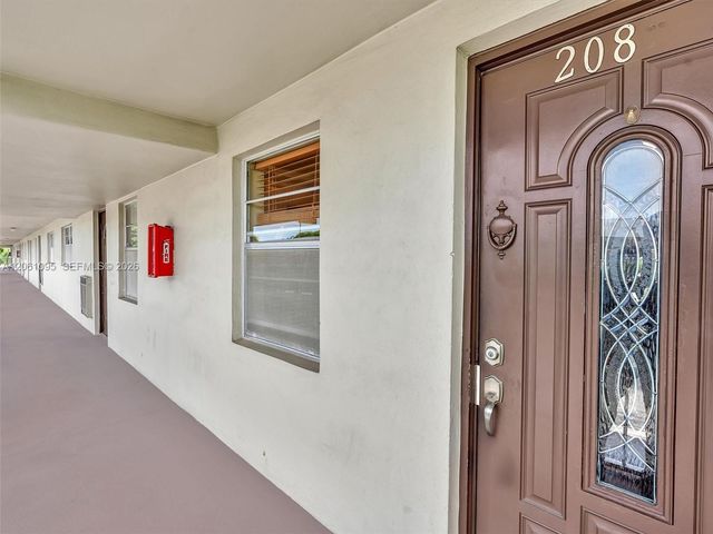 551 NW 76th Ter 208, Margate, FL 33063