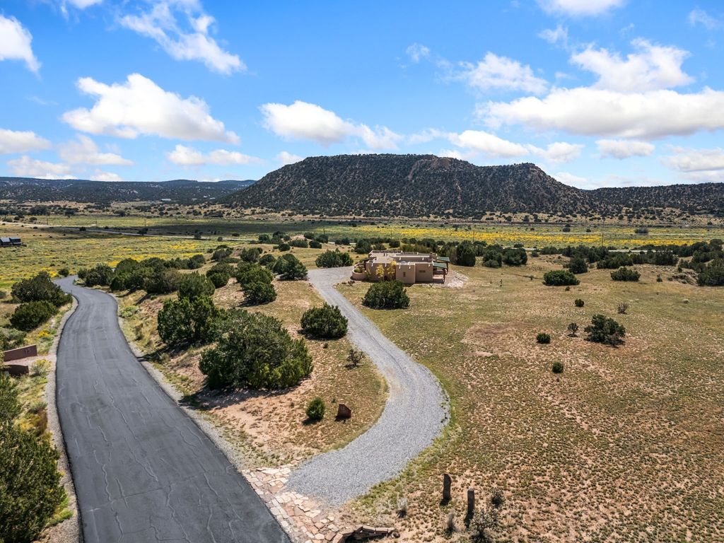 12 Cerro Blanco Road, Lamy, NM 87540