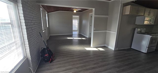 1915 Hill AVE, Fort Myers, FL 33901