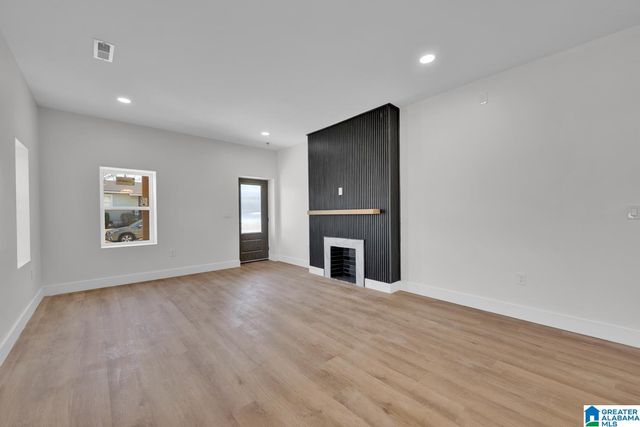 1720 34TH PLACE N, Birmingham, AL 35204