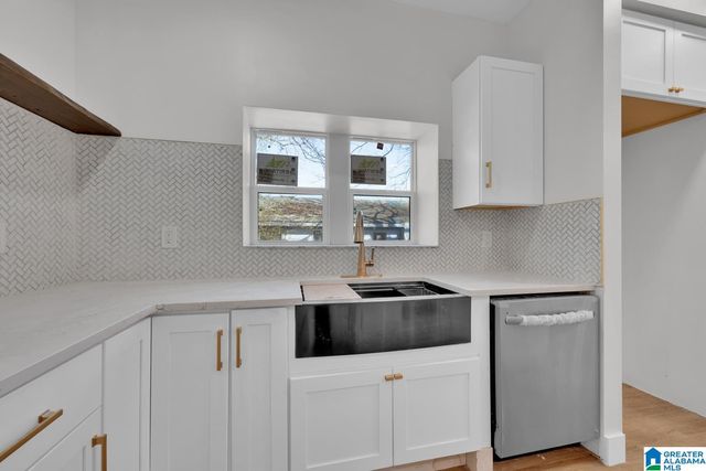 1720 34TH PLACE N, Birmingham, AL 35204