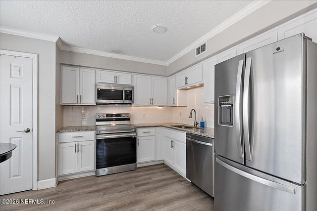 545 ONEIDA Court, Jacksonville, FL 32225