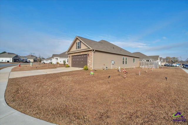 100 Huxley Terrace, Bonaire, GA 31005