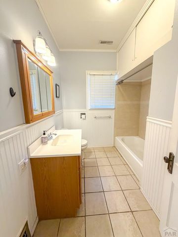 809 Belleview Ave, La Junta, CO 81050
